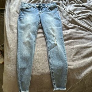 Petite Skinny Ankle Cut Jeans (Size 0)